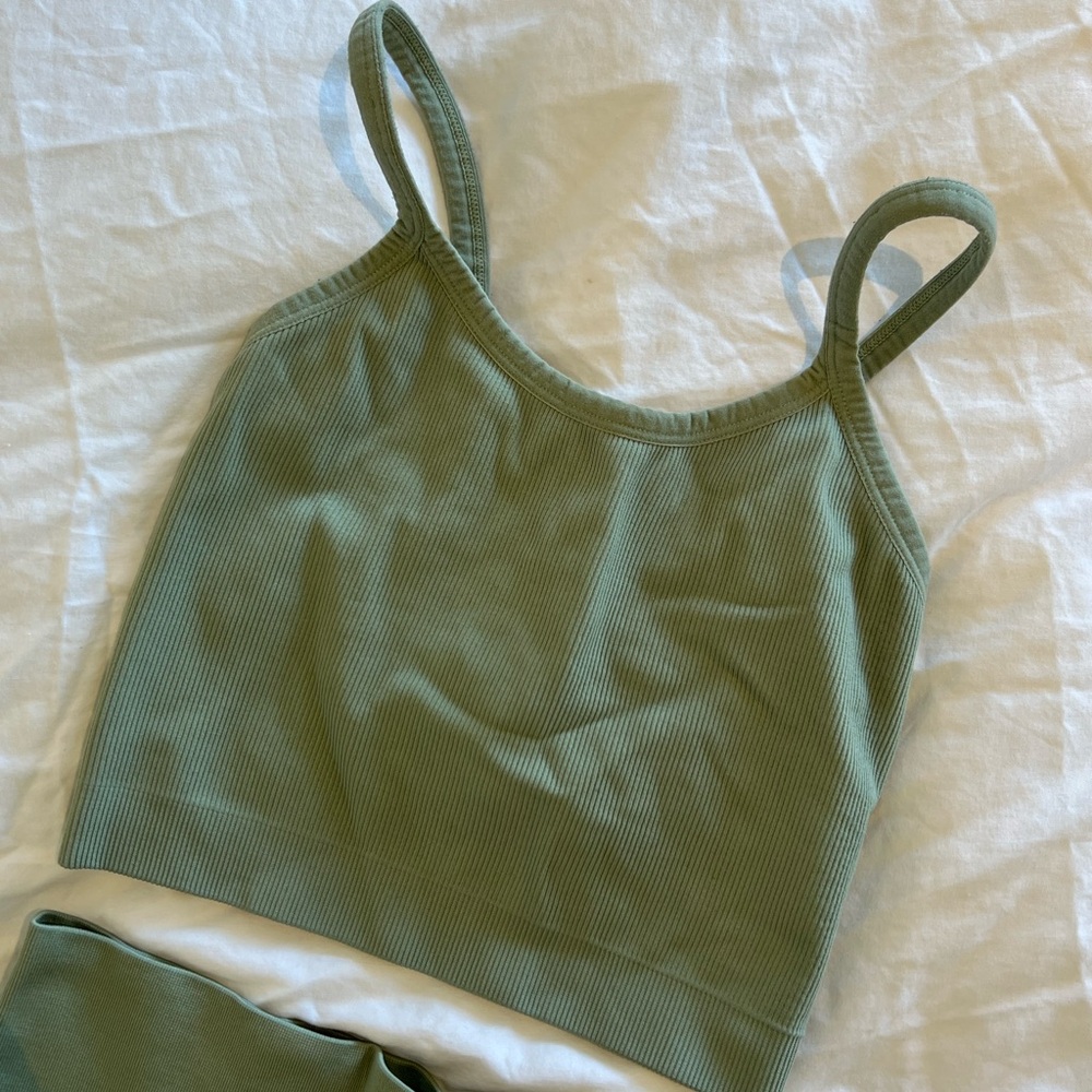Set Active sage green set - Picture 2 of 3